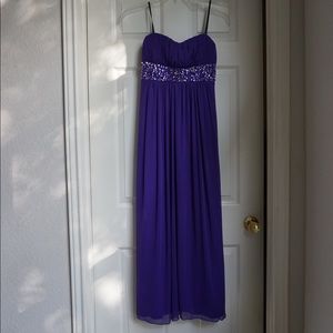 Strapless prom dress.